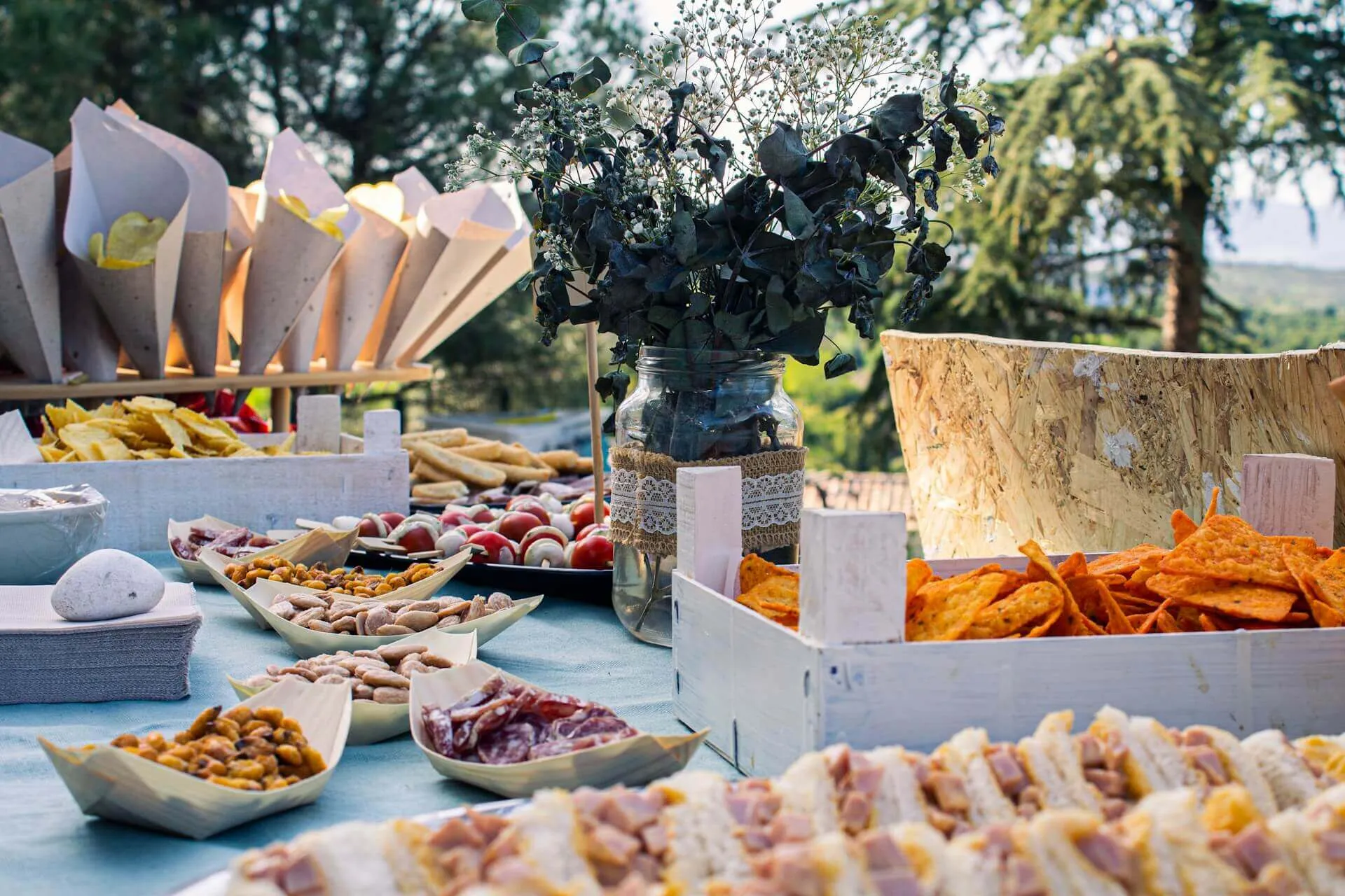 Trang trí bàn tiệc bánh trà teabreak cao cấp tại Hà Nội 4